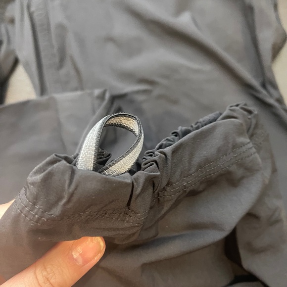 Lulu wind breakers with built in leggings - Picture 3 of 3